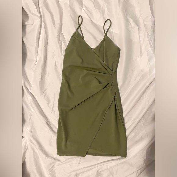 Green mini wrap dress - Picture 1 of 1